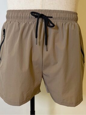 Boys Beige Swim Trunks Athletic Shorts with Zipper Pockets - Size L (10-12)